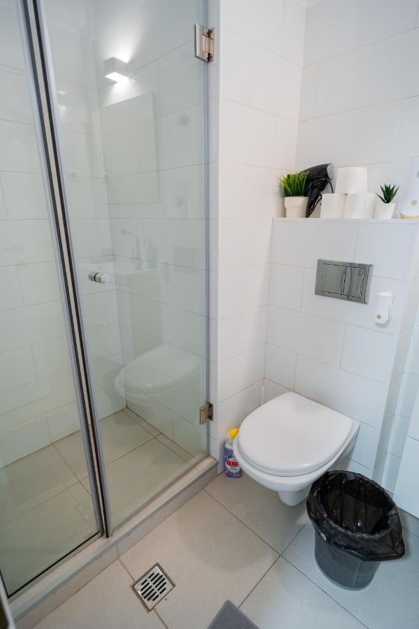 One Bedroom Flat In Bucharest'S Historic District Eksteriør billede